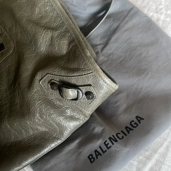 BALENCIAGA LE CITY BAG - Picture 11 of 14